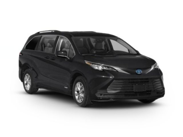 2025 Toyota Sienna LE