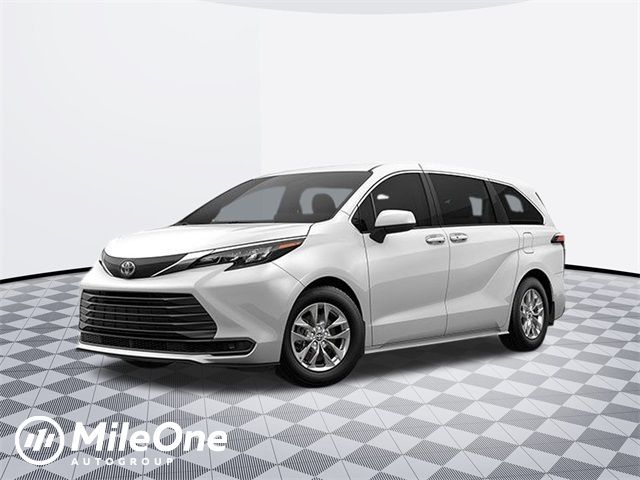 2025 Toyota Sienna LE