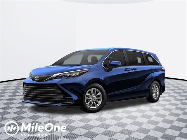 2025 Toyota Sienna LE