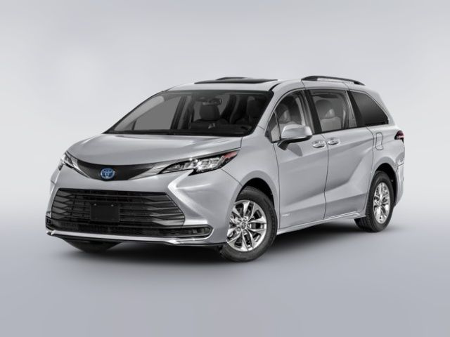 2025 Toyota Sienna LE