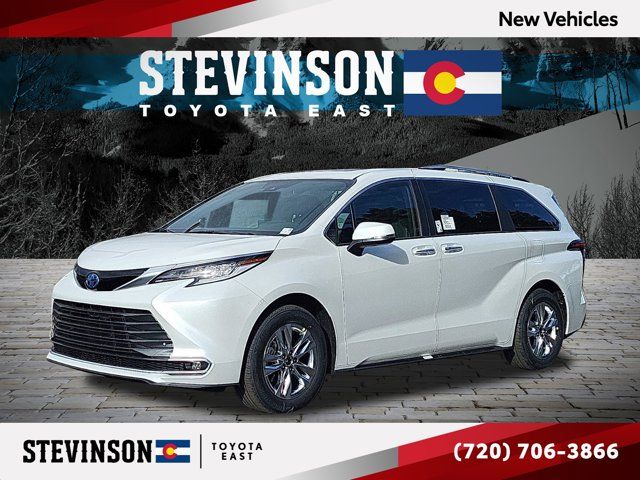 2025 Toyota Sienna Limited