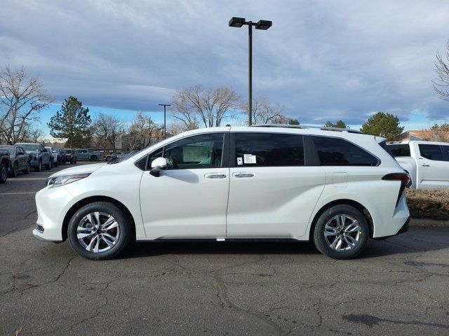 2025 Toyota Sienna Limited