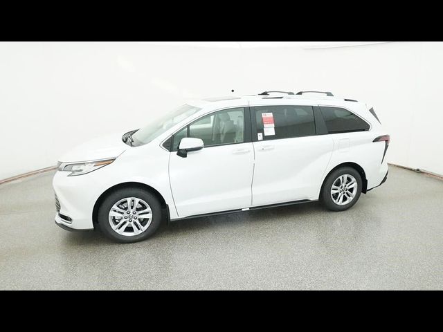 2025 Toyota Sienna Limited