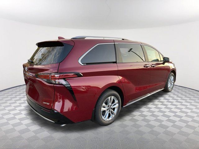 2025 Toyota Sienna Limited