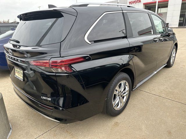 2025 Toyota Sienna Limited