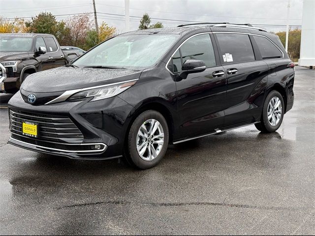 2025 Toyota Sienna Limited