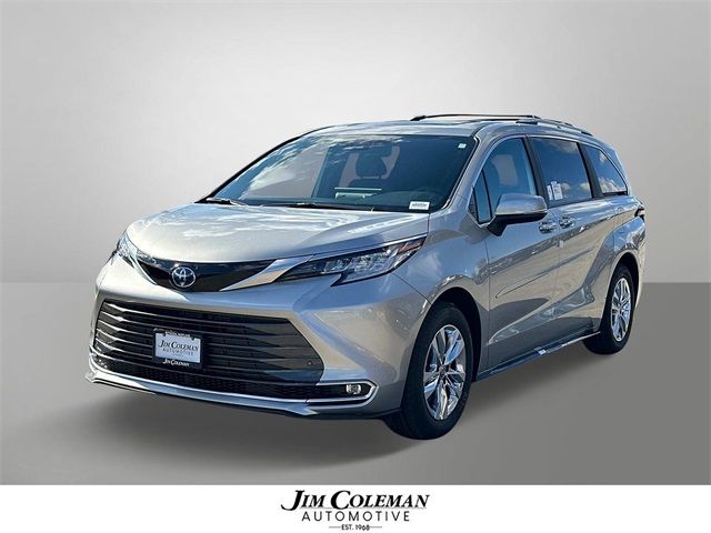 2025 Toyota Sienna Limited