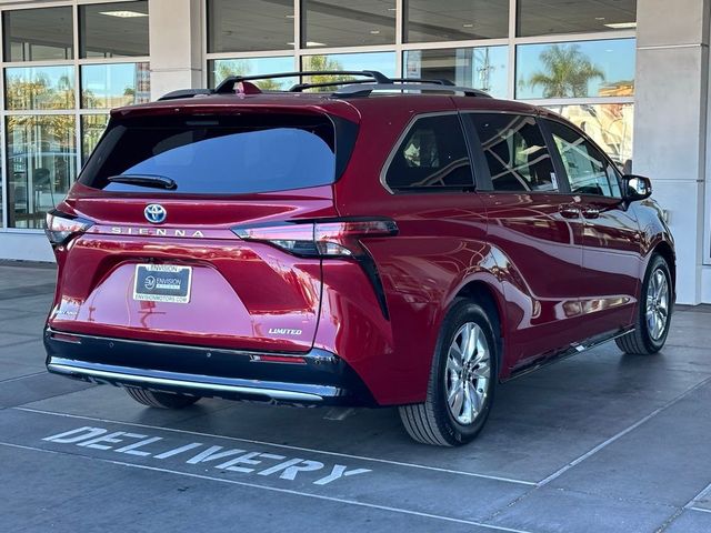 2025 Toyota Sienna Limited