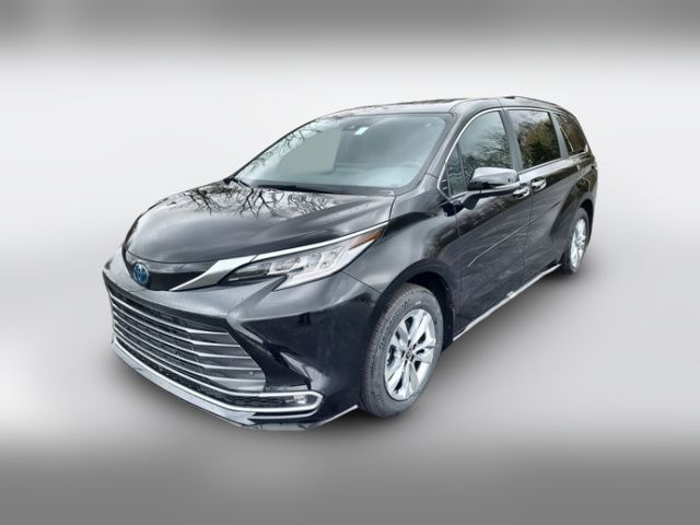 2025 Toyota Sienna Limited