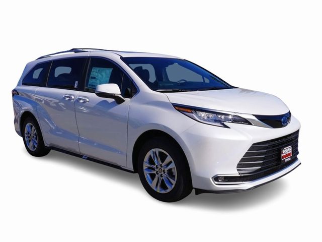 2025 Toyota Sienna Limited