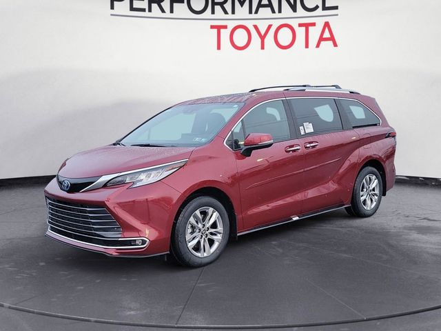 2025 Toyota Sienna Limited