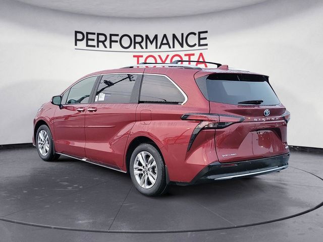 2025 Toyota Sienna Limited