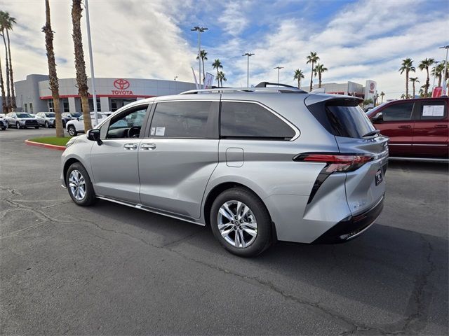 2025 Toyota Sienna Limited