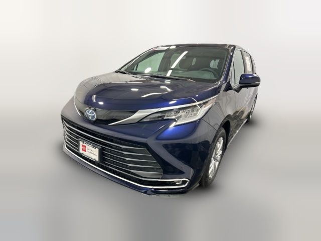 2025 Toyota Sienna Limited