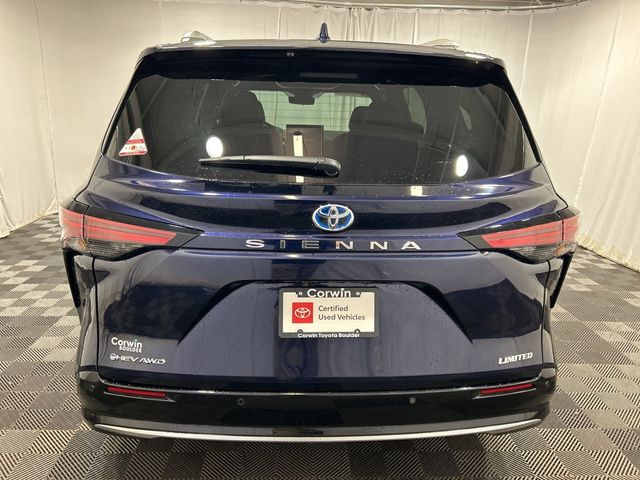 2025 Toyota Sienna Limited