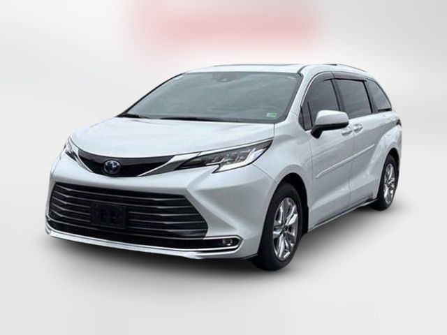 2025 Toyota Sienna Limited