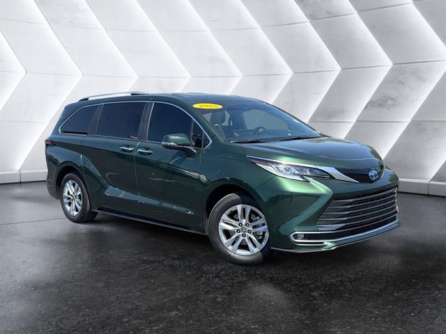 2025 Toyota Sienna Limited