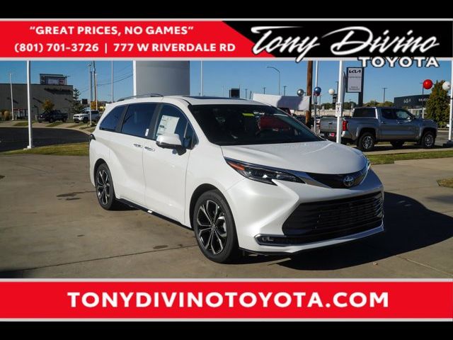 2025 Toyota Sienna Platinum