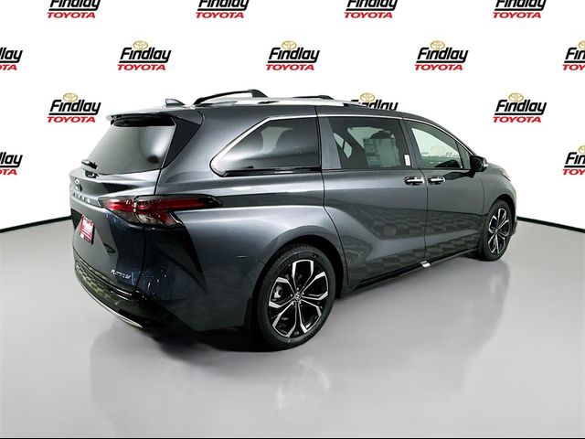 2025 Toyota Sienna Platinum