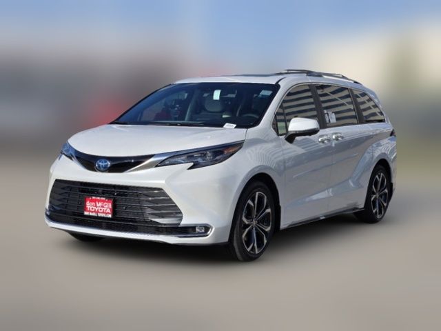 2025 Toyota Sienna Platinum