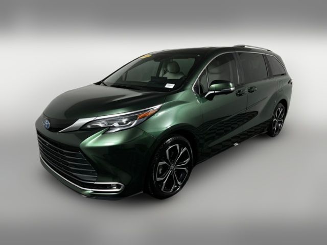 2025 Toyota Sienna Platinum