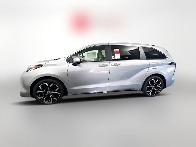 2025 Toyota Sienna Platinum