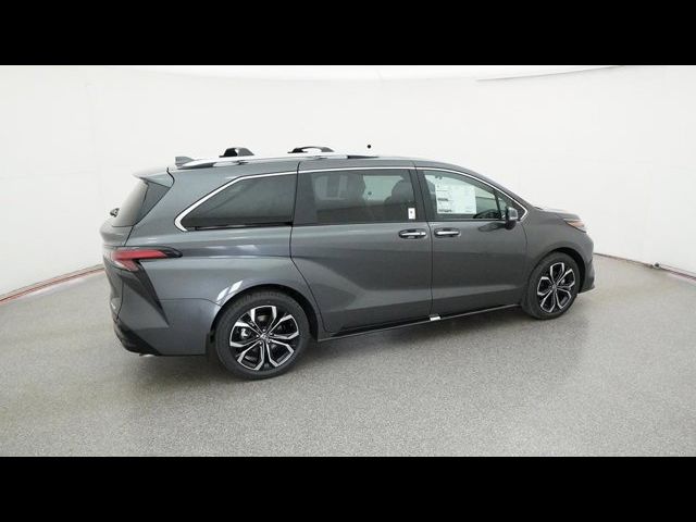 2025 Toyota Sienna Platinum