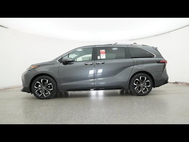 2025 Toyota Sienna Platinum