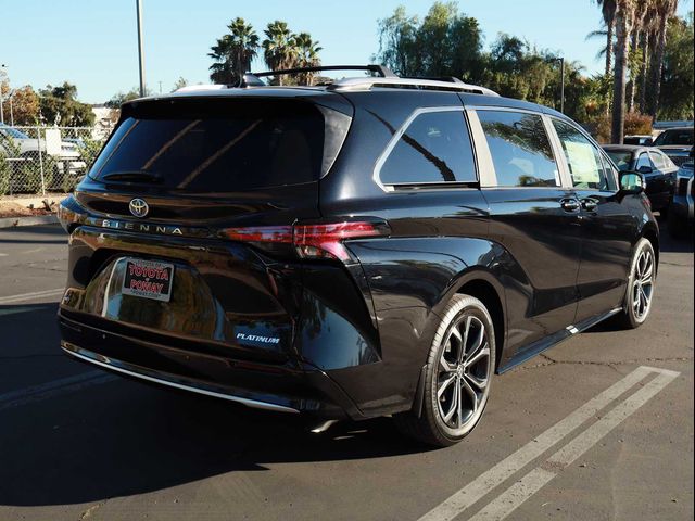 2025 Toyota Sienna Platinum