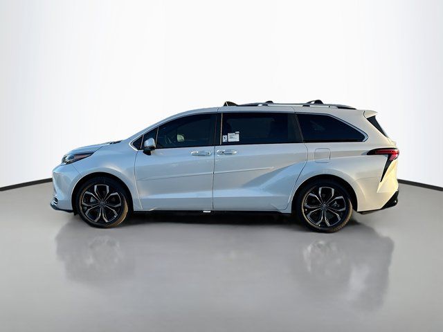 2025 Toyota Sienna Platinum