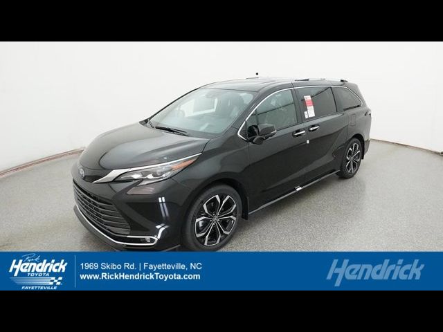 2025 Toyota Sienna Platinum