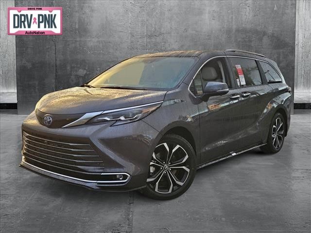 2025 Toyota Sienna Platinum