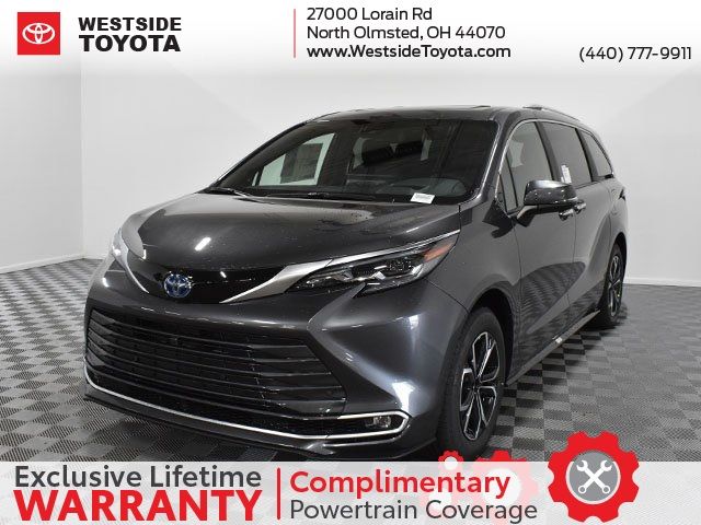 2025 Toyota Sienna Platinum