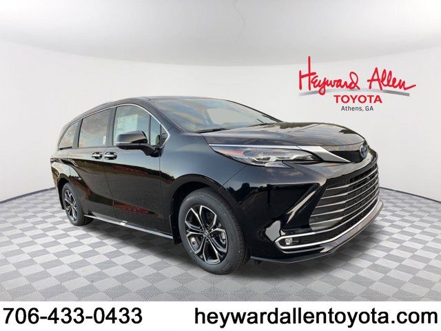 2025 Toyota Sienna Platinum