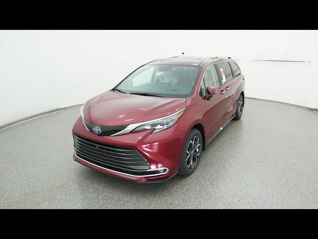 2025 Toyota Sienna Platinum