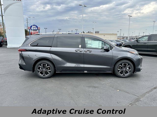 2025 Toyota Sienna Platinum