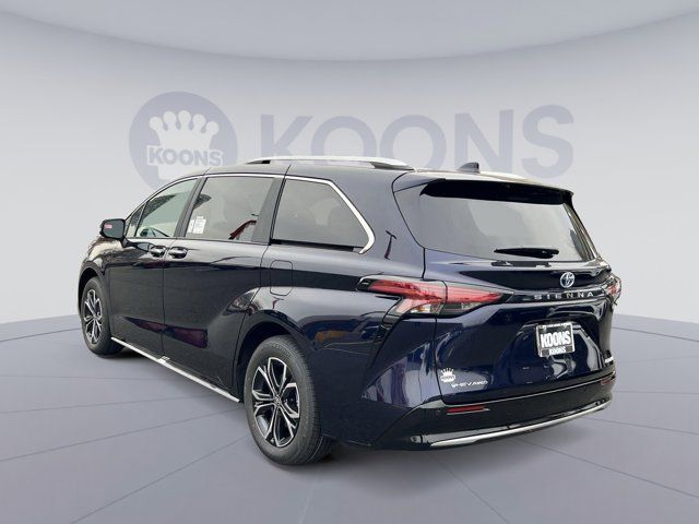 2025 Toyota Sienna Platinum