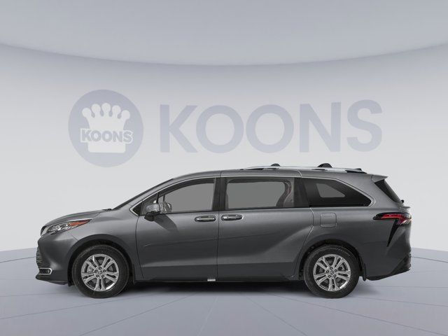 2025 Toyota Sienna Platinum