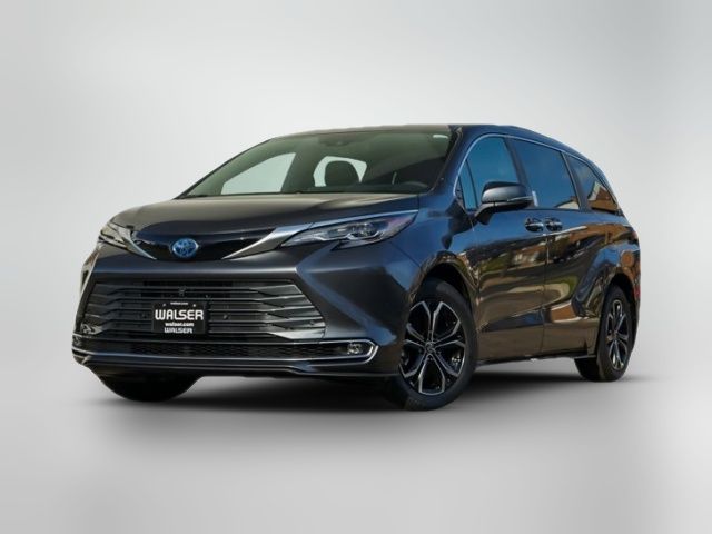 2025 Toyota Sienna Platinum