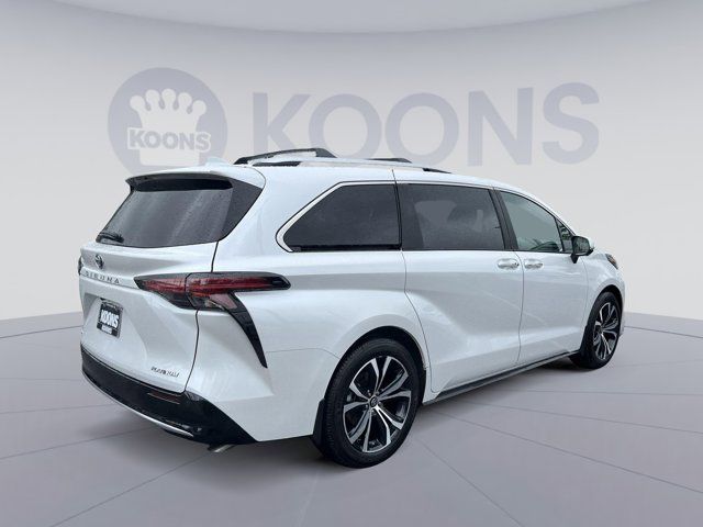 2025 Toyota Sienna Platinum
