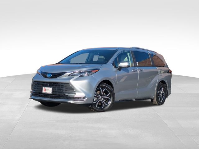 2025 Toyota Sienna Platinum