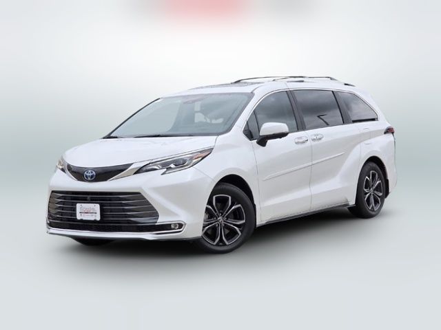 2025 Toyota Sienna Platinum