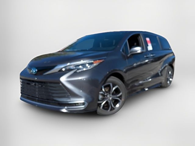 2025 Toyota Sienna Platinum