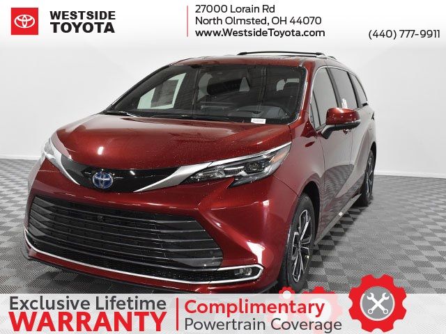 2025 Toyota Sienna Platinum