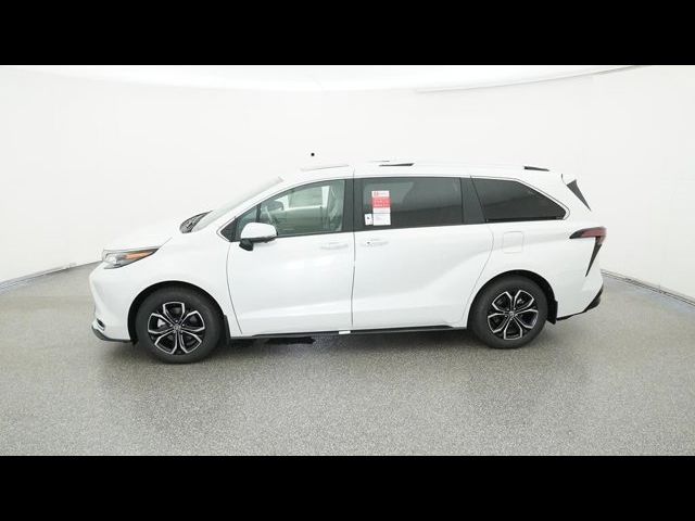 2025 Toyota Sienna Platinum