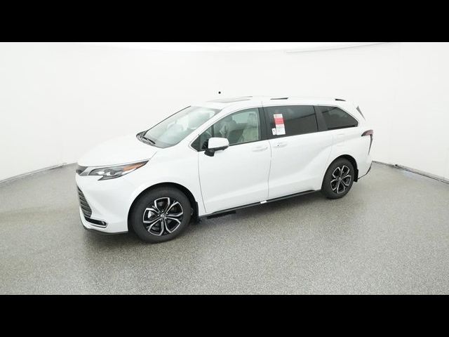 2025 Toyota Sienna Platinum