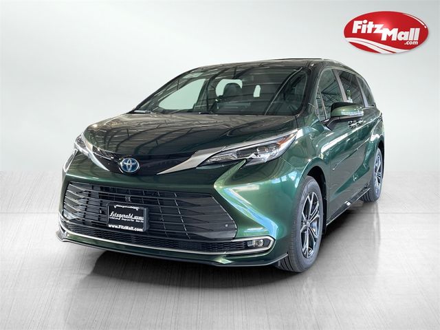 2025 Toyota Sienna Platinum