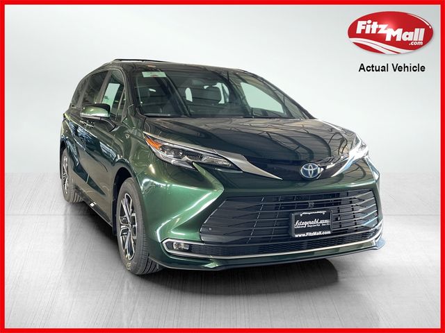 2025 Toyota Sienna Platinum