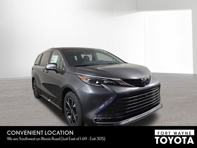 2025 Toyota Sienna Platinum