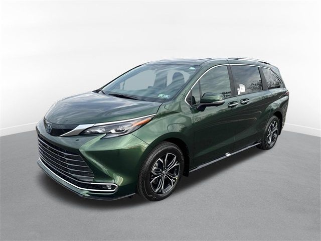 2025 Toyota Sienna Platinum